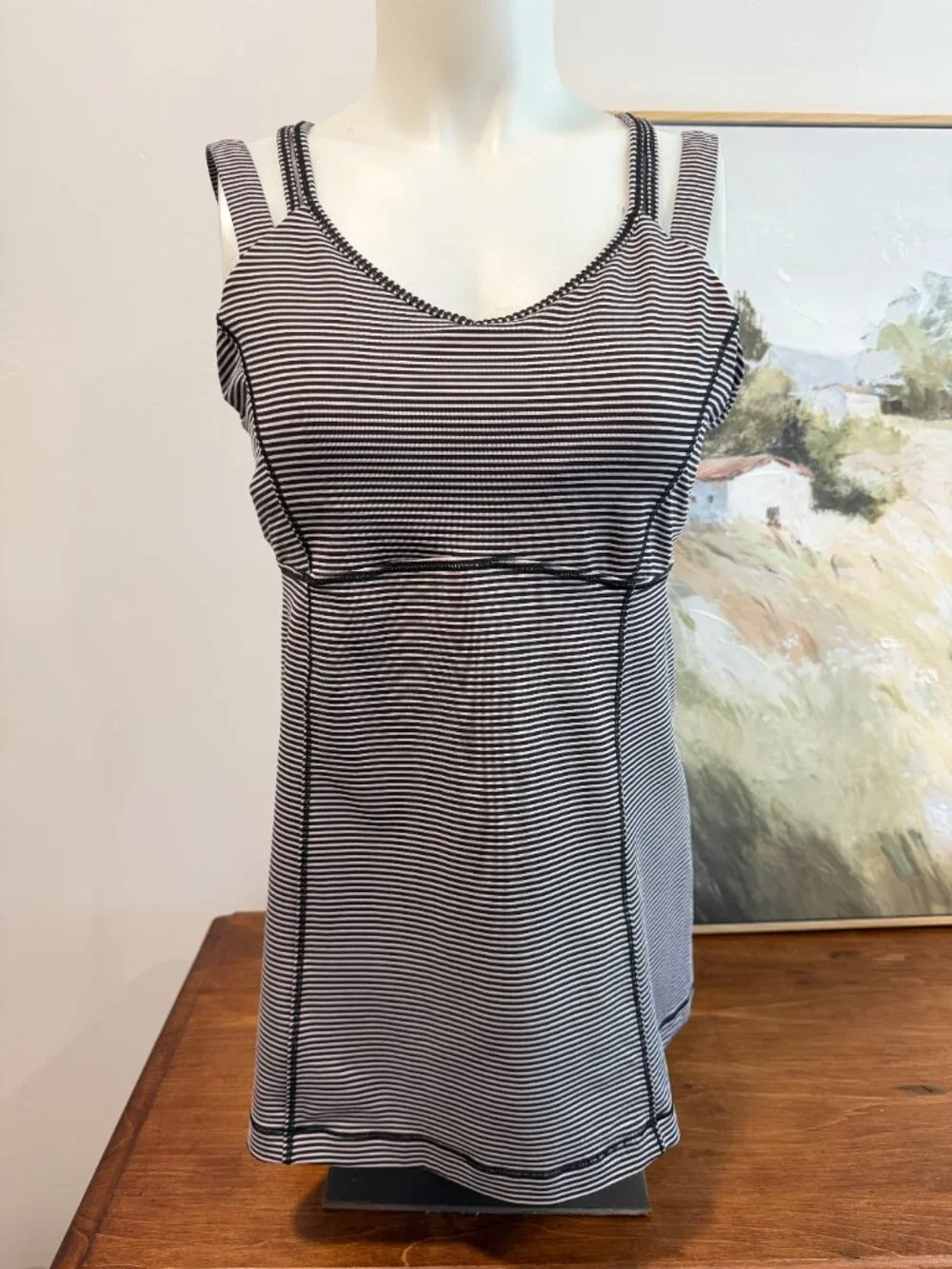Lululemon women's active top size 12 - Built in Bra with light removable pads